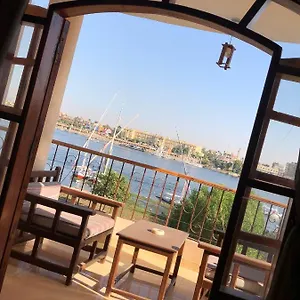 luxor-plaza-house.hotels-luxor-egypt.com/